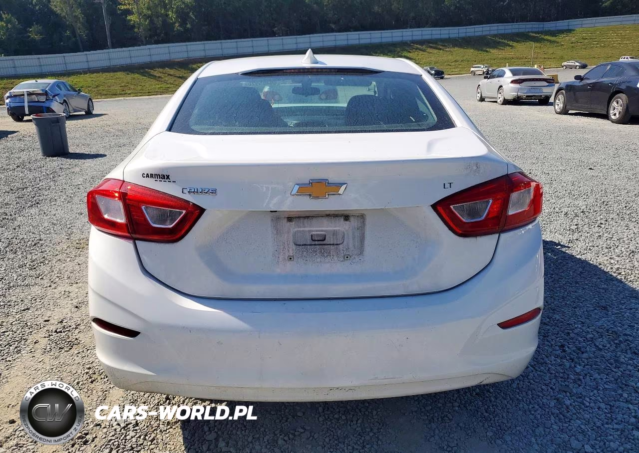 2017 Chevrolet Cruze Lt VIN:1G1BE5SM0H7238546 - 6