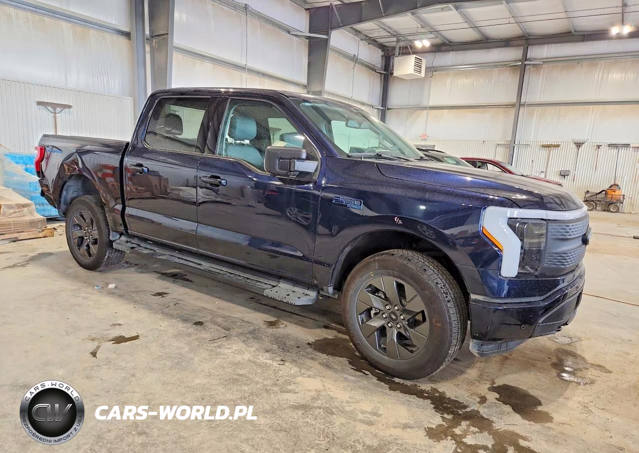 2025 Ford F150 Lightning Xlt VIN:1FT6W3LUXSWG24462 - 4
