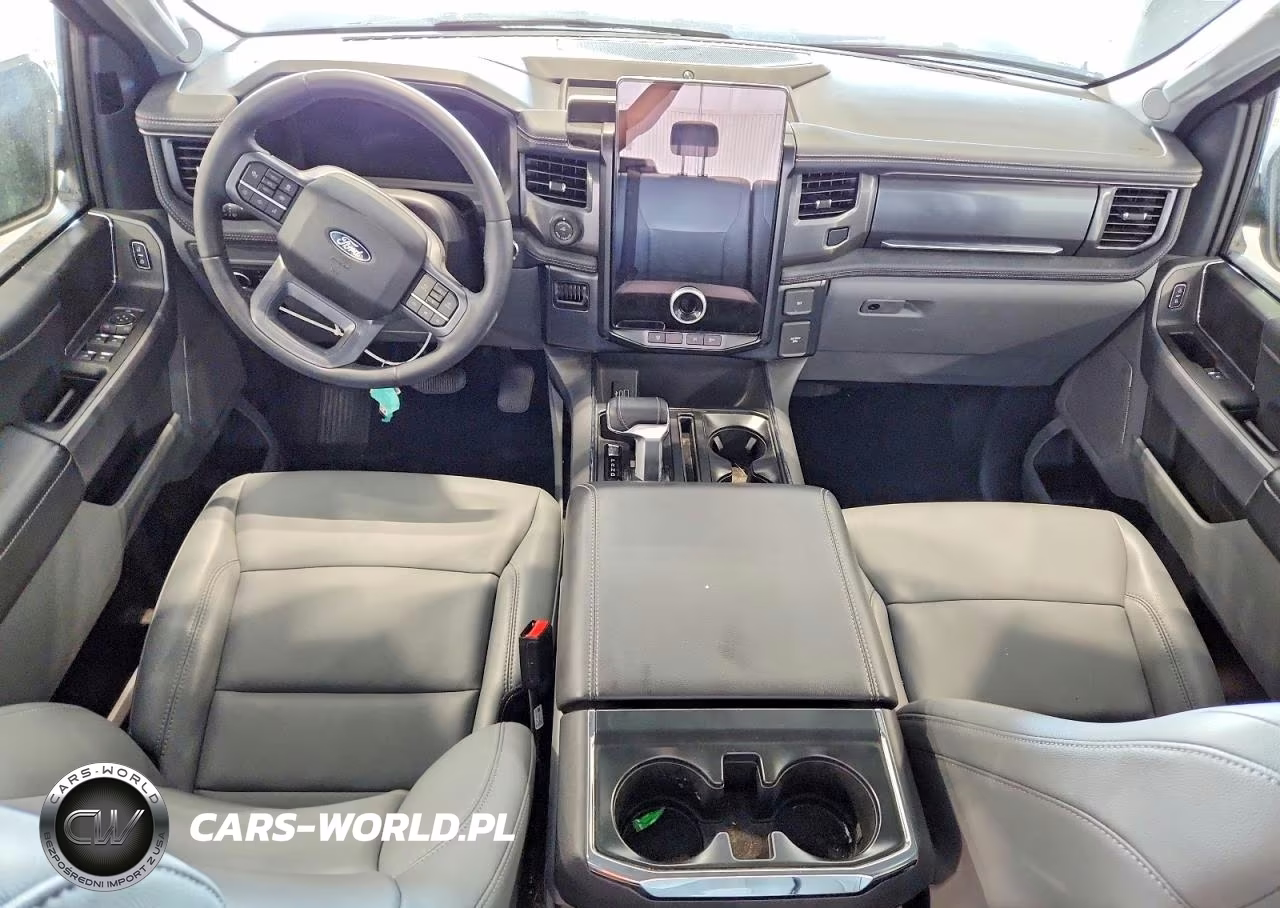 2025 Ford F150 Lightning Xlt VIN:1FT6W3LUXSWG24462 - 8