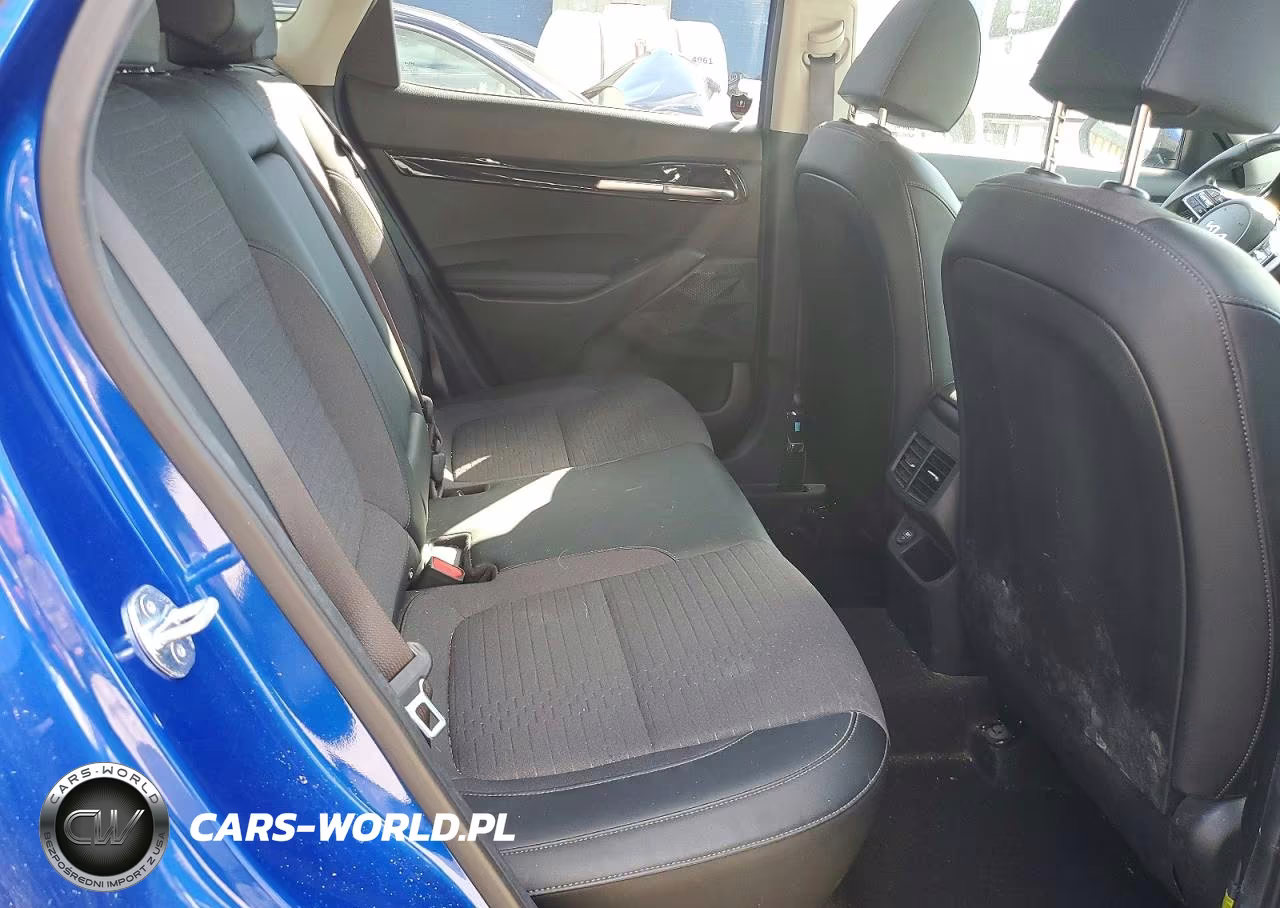 2023 Kia Seltos S VIN:KNDEUCAA1P7442662 - 11
