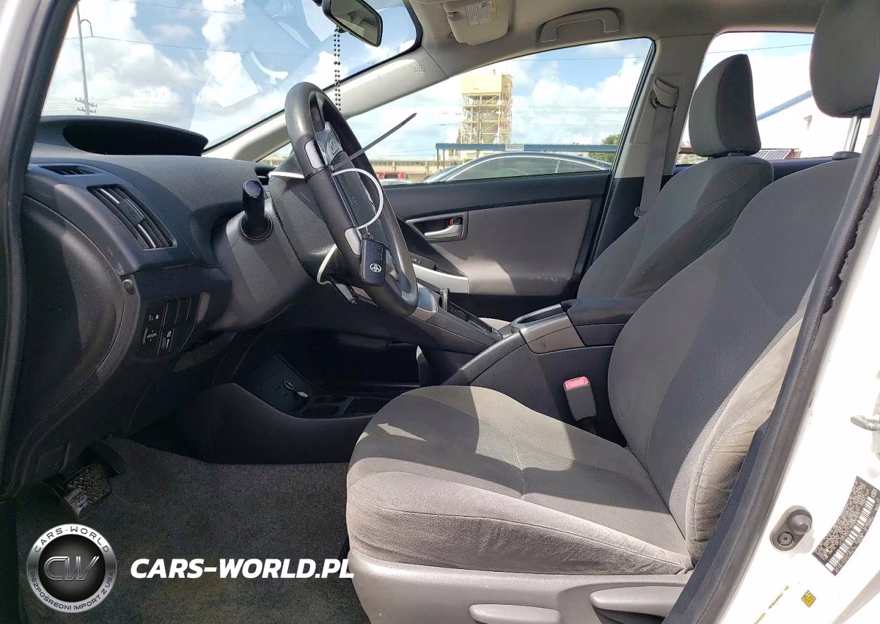 2012 Toyota Prius Three VIN:JTDKN3DU1C0334972 - 7