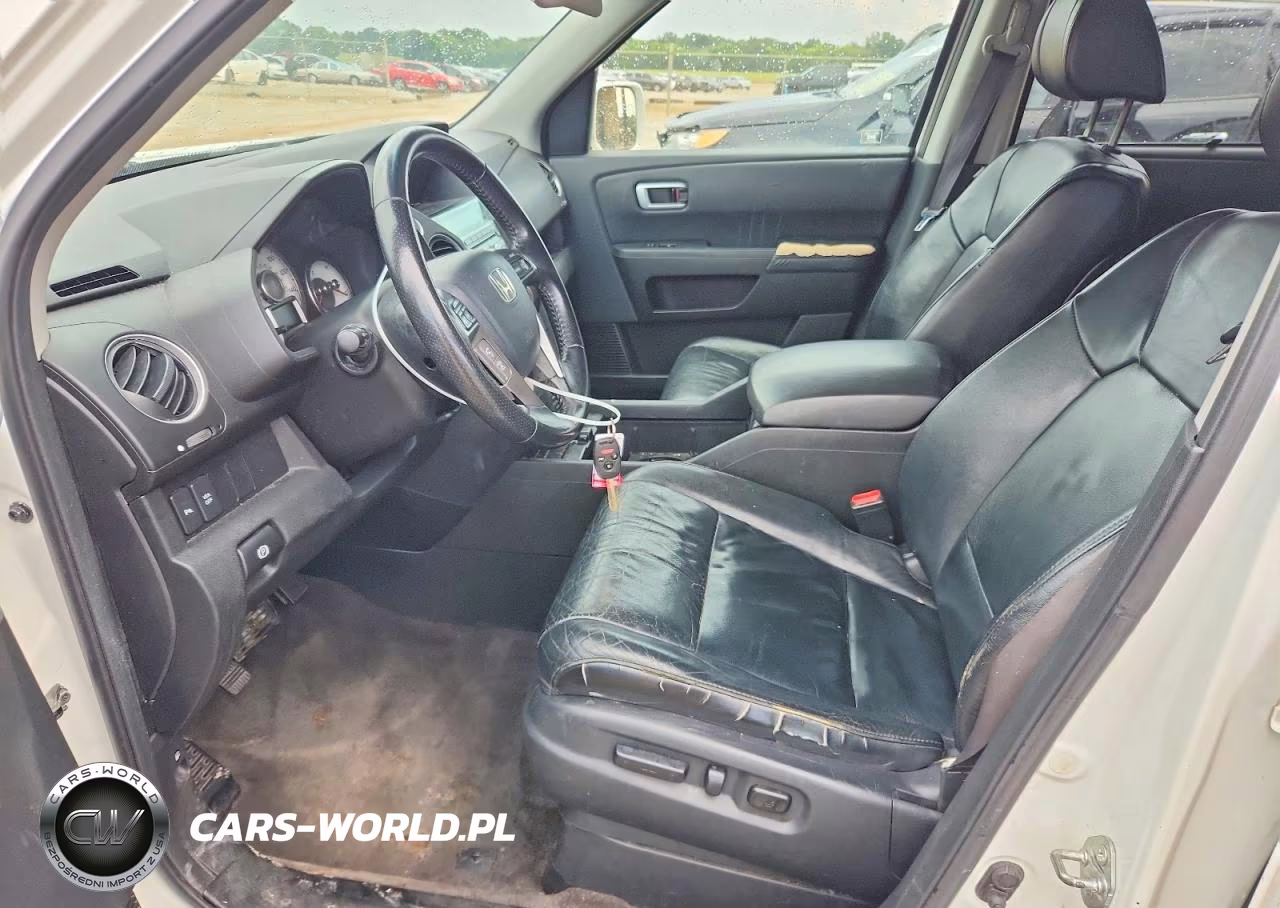 2011 Honda Pilot Touring VIN:5FNYF4H9XBB009773 - 7
