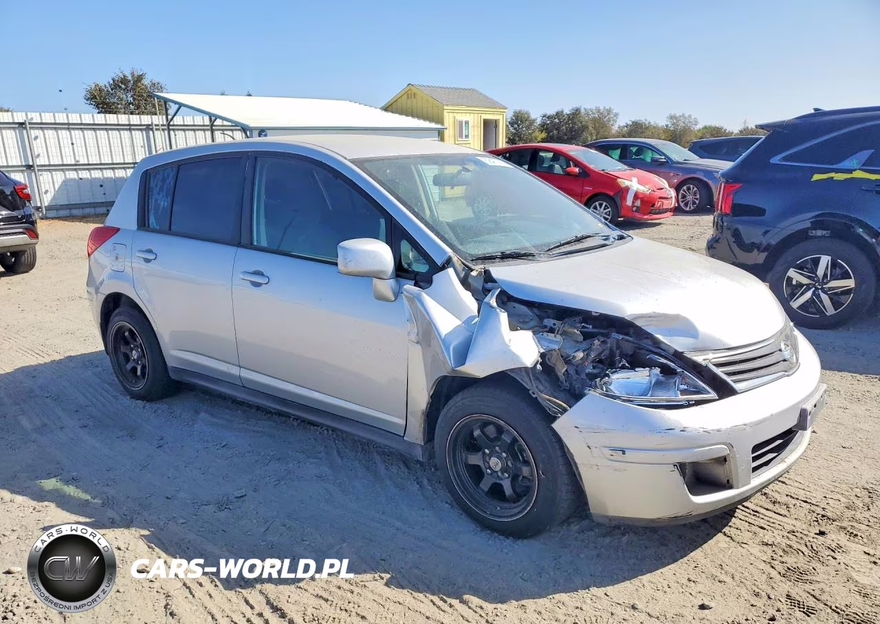 2010 Nissan Versa 1.8 S VIN:3N1BC1CP0AL447904 - 4