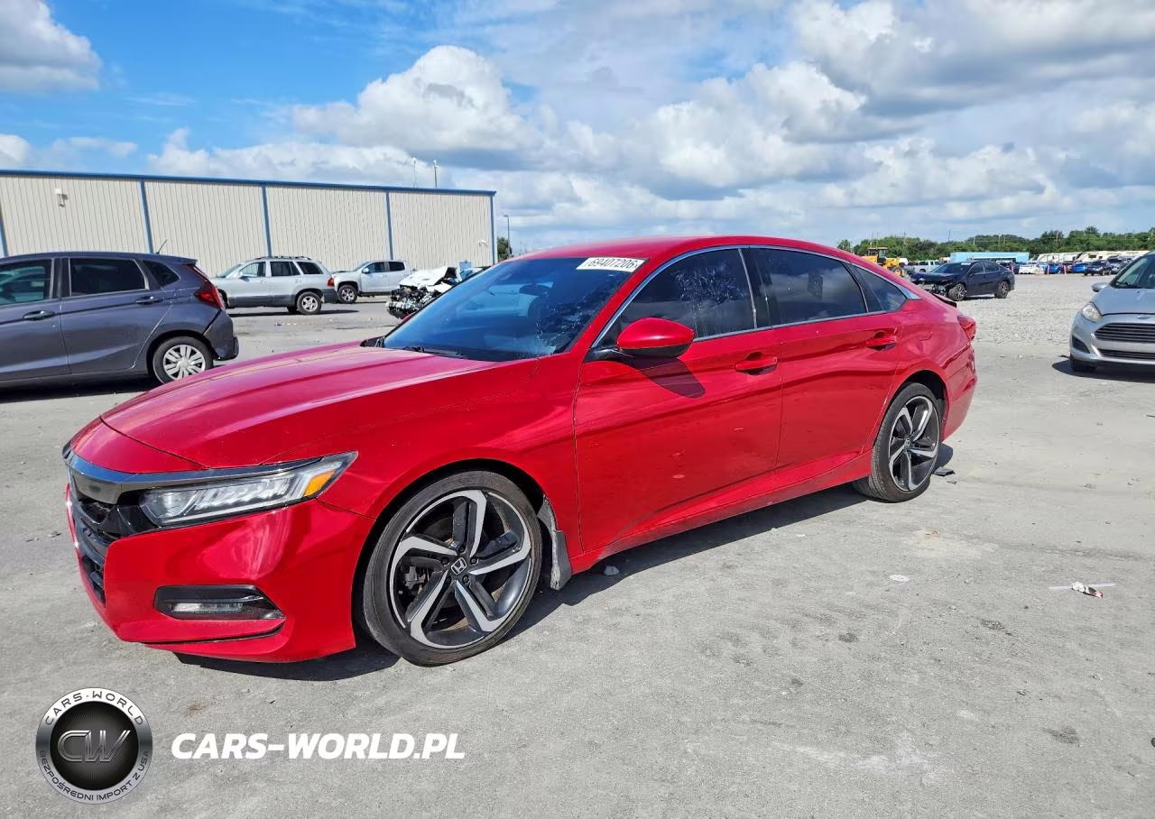 2018 Honda Accord Sport VIN:1HGCV1F35JA083556 - 1