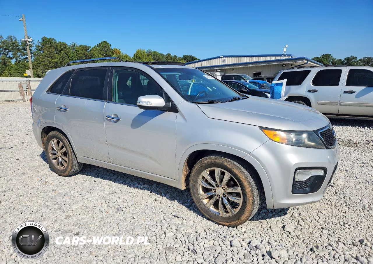 2011 Kia Sorento Sx VIN:5XYKW4A29BG160163 - 4