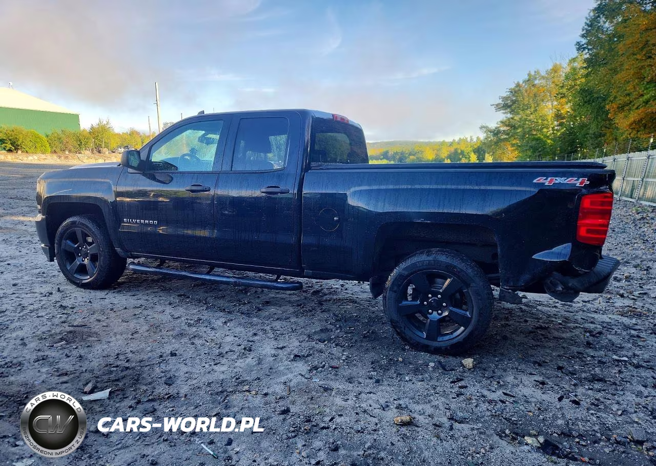 2017 Chevrolet Silverado K1500 VIN:1GCVKNECXHZ361663 - 2