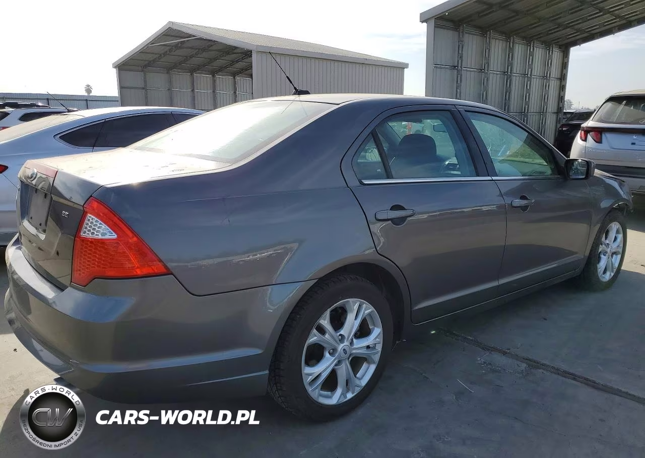 2012 Ford Fusion Se VIN:3FAHP0HA7CR225618 - 3