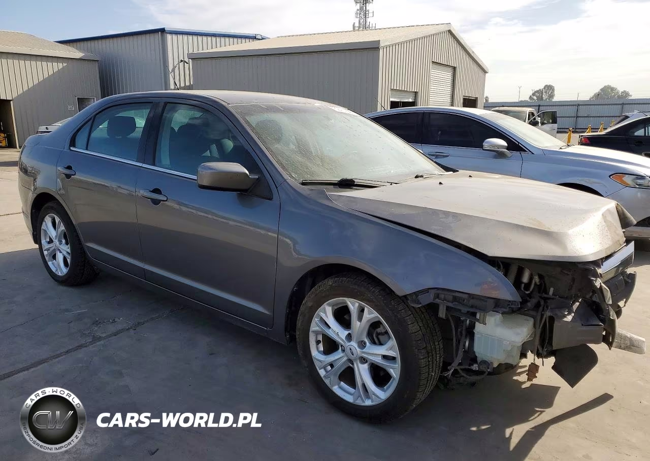 2012 Ford Fusion Se VIN:3FAHP0HA7CR225618 - 4