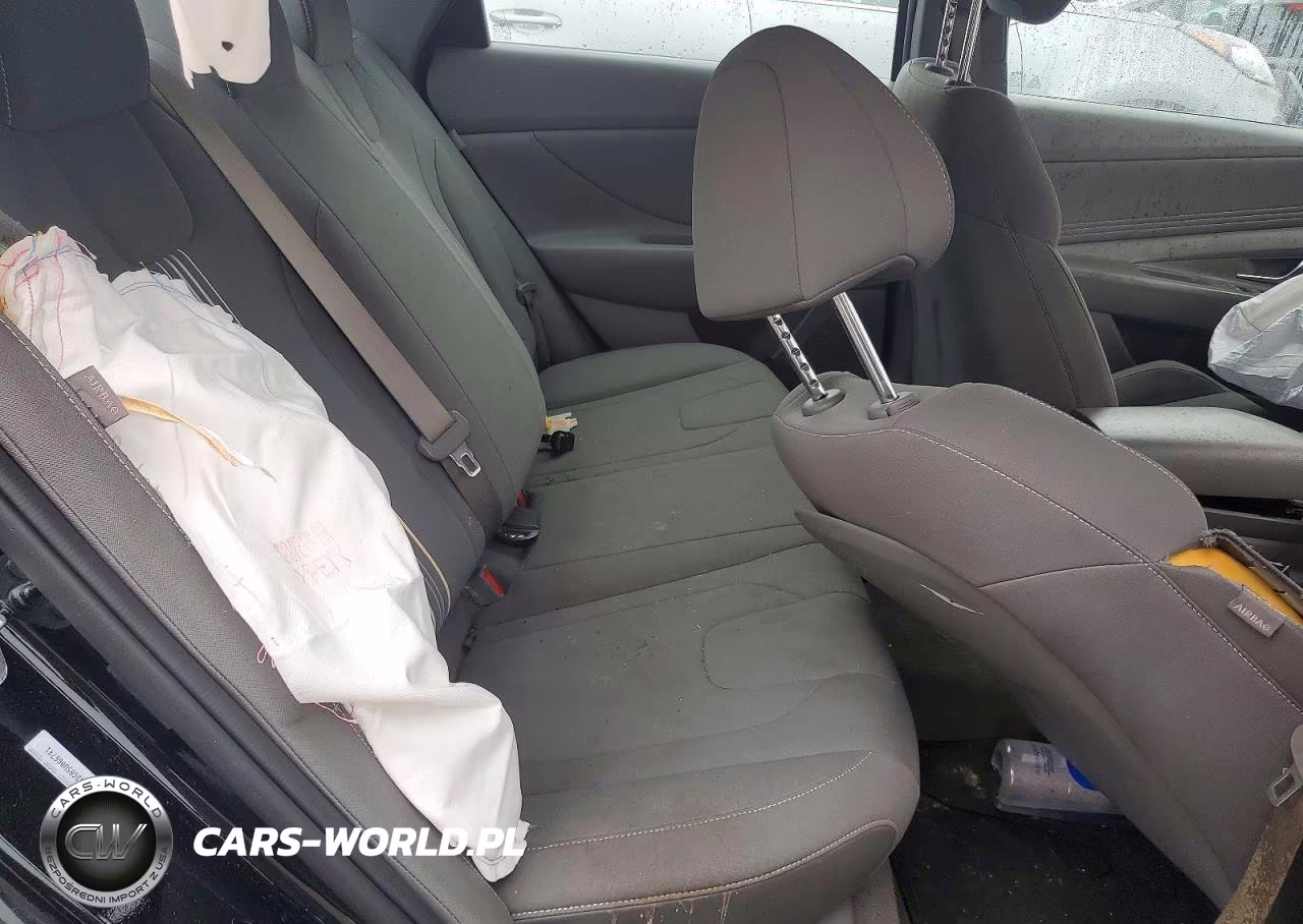 2025 Hyundai Elantra Sel Sport VIN:KMHLM4DG8SU066741 - 10
