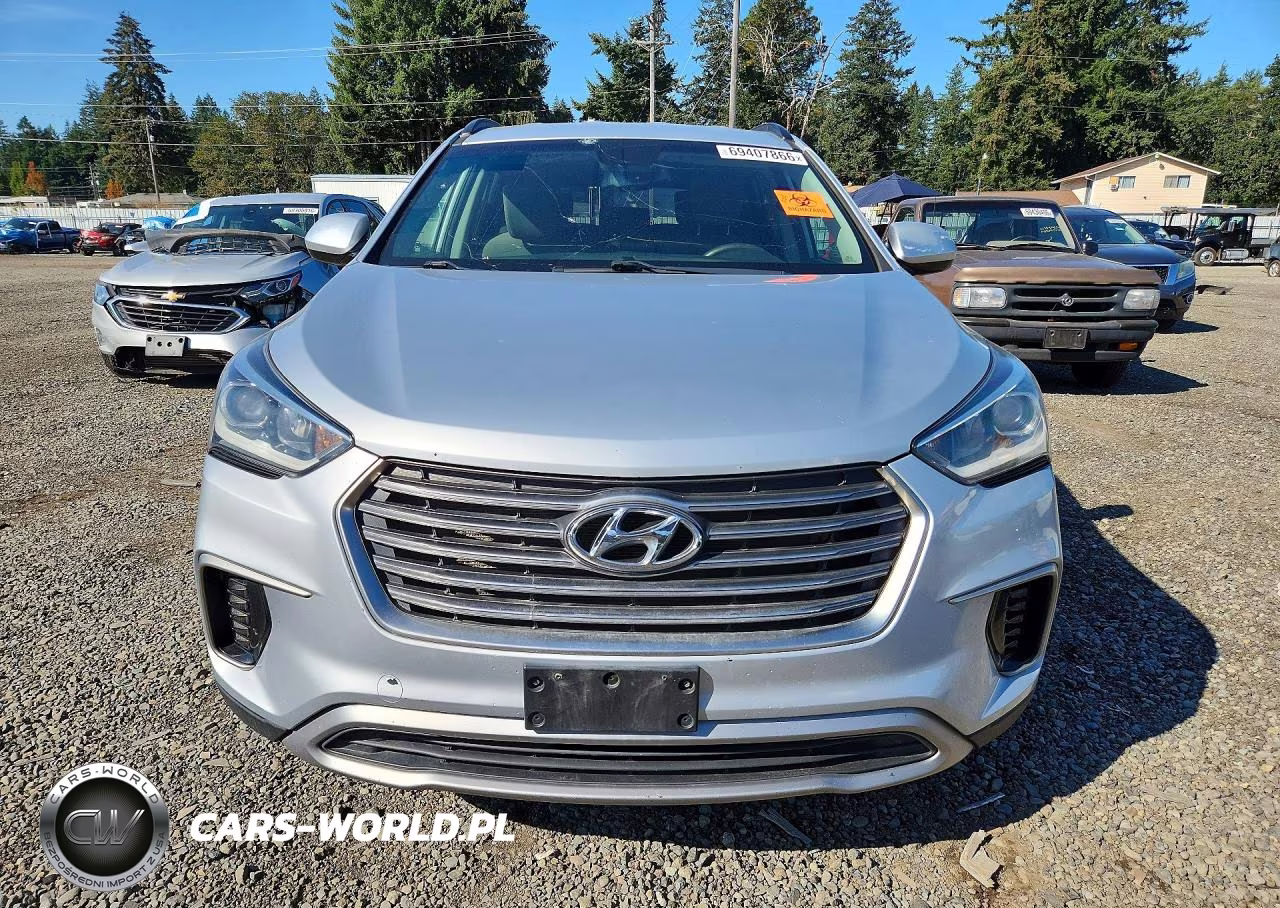 2017 Hyundai Santa Fe Se VIN:KM8SMDHF7HU225612 - 5