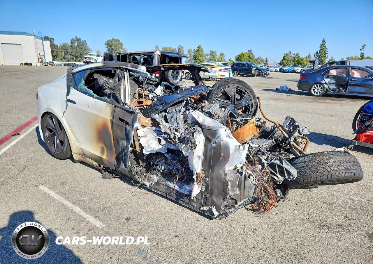 2026 Tesla Model S VIN:5YJSA1E55TF560327 - 4