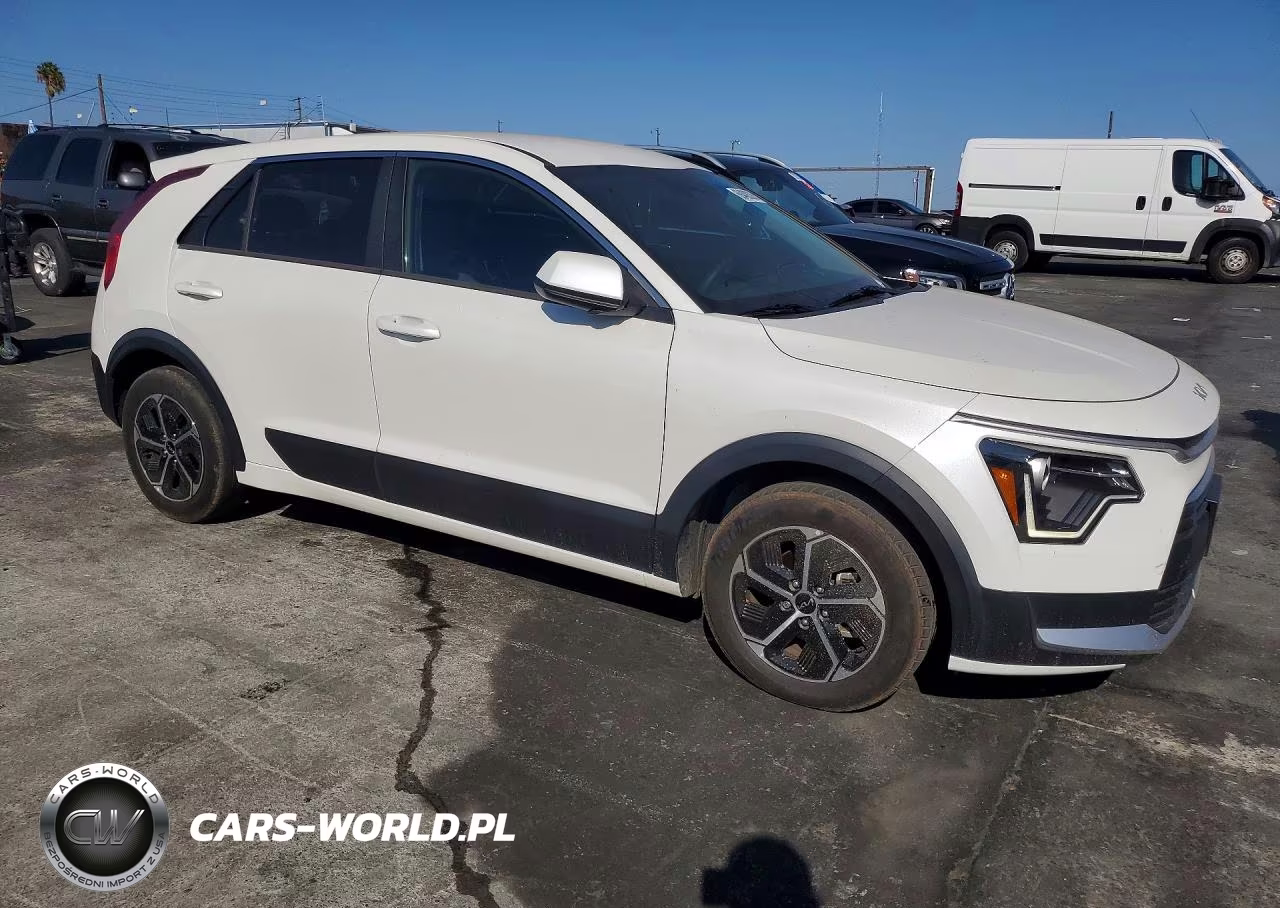 2025 Kia Niro Lx VIN:KNDCP3LE4S5274096 - 4
