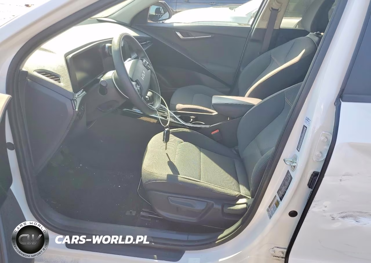 2025 Kia Niro Lx VIN:KNDCP3LE4S5274096 - 7