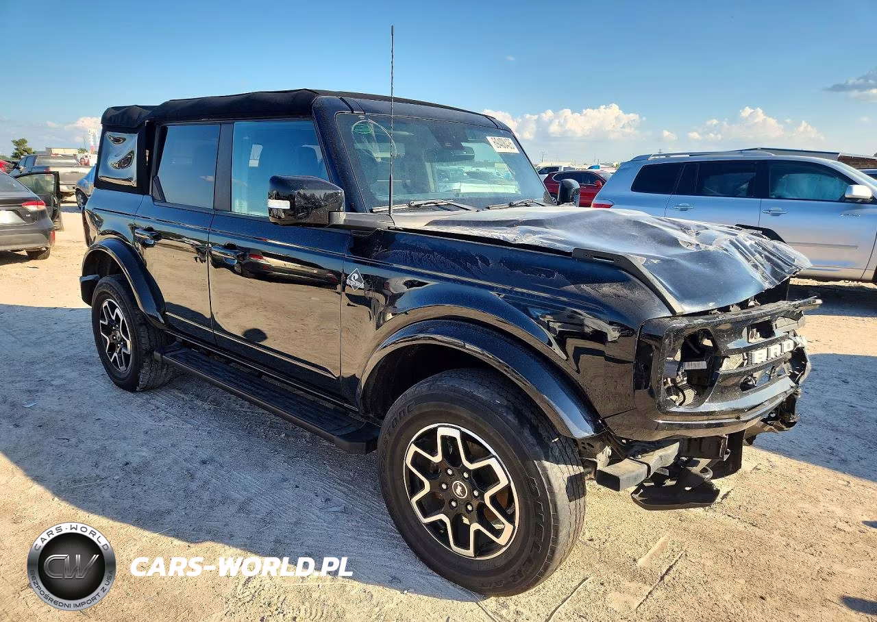 2023 Ford Bronco Base VIN:1FMEE5DPXPLB37348 - 4