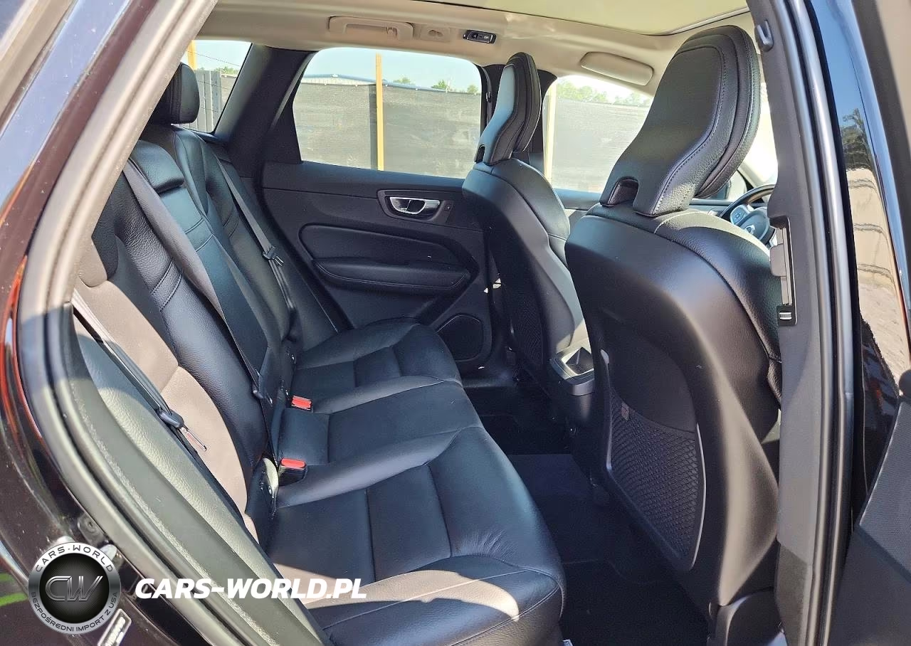 2021 Volvo Xc60 T5 Momentum VIN:YV4102DK6M1748793 - 11