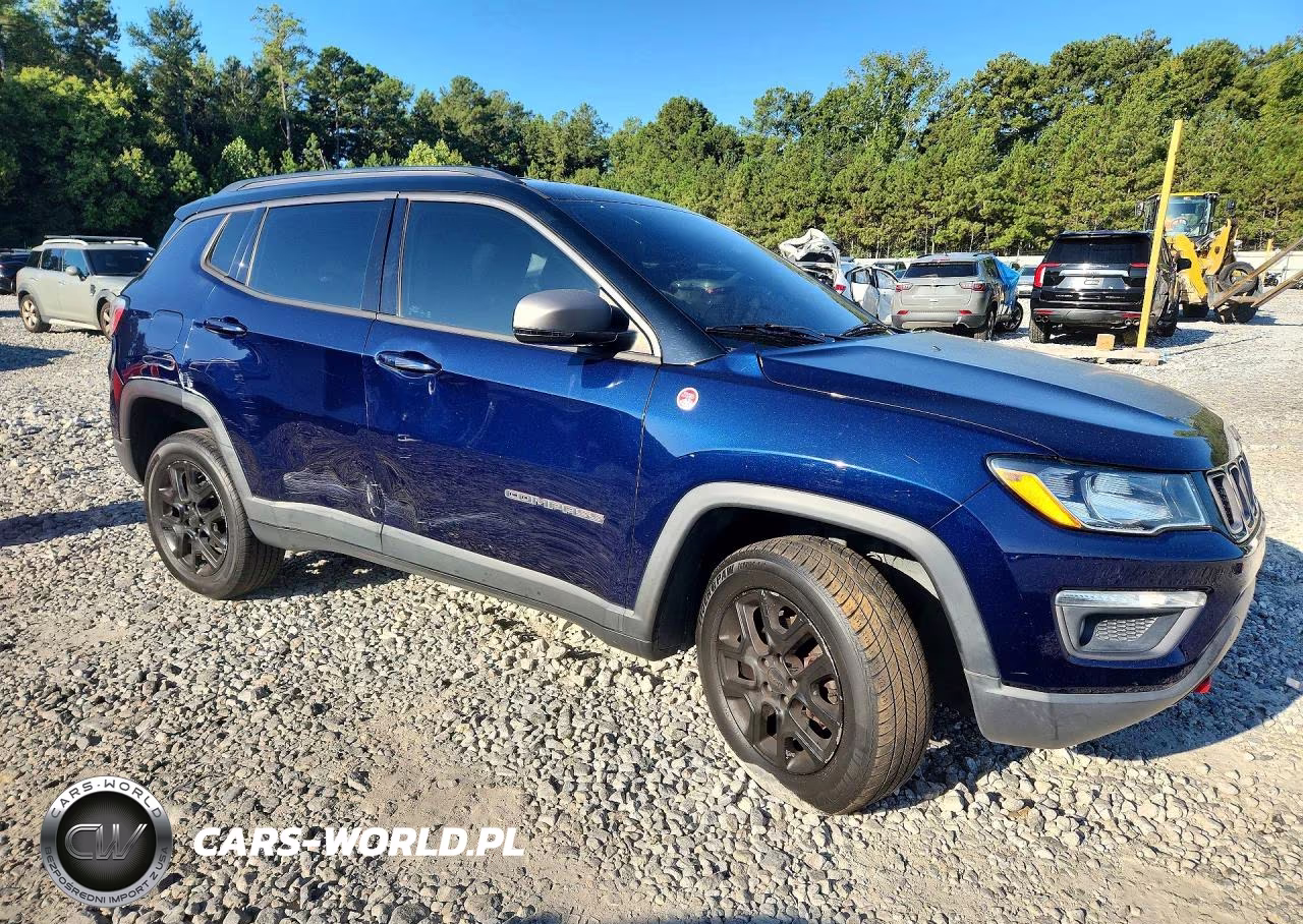 2018 Jeep Compass Trailhawk VIN:3C4NJDDB0JT130239 - 4
