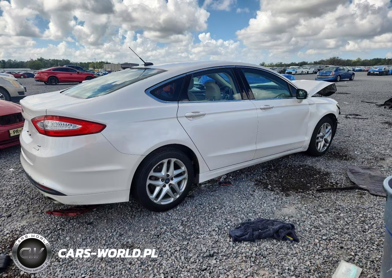 2014 Ford Fusion Se VIN:1FA6P0HD2E5355183 - 3