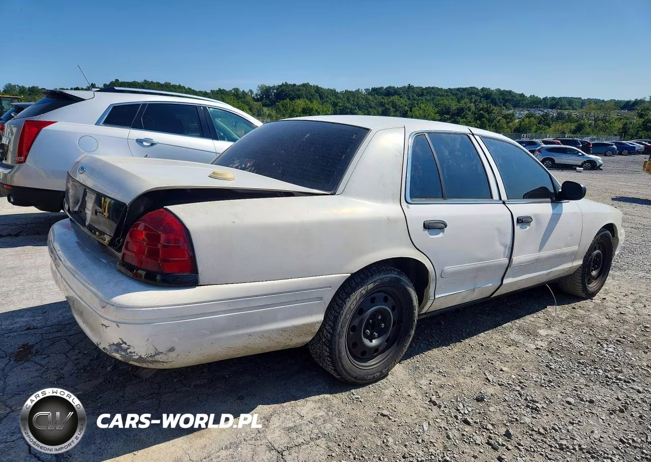 2008 Ford Crown Victoria Police Interceptor VIN:2FAFP71V78X103587 - 3