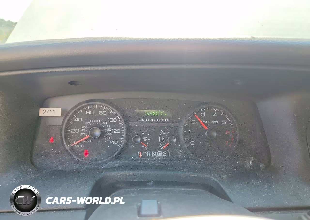 2008 Ford Crown Victoria Police Interceptor VIN:2FAFP71V78X103587 - 9