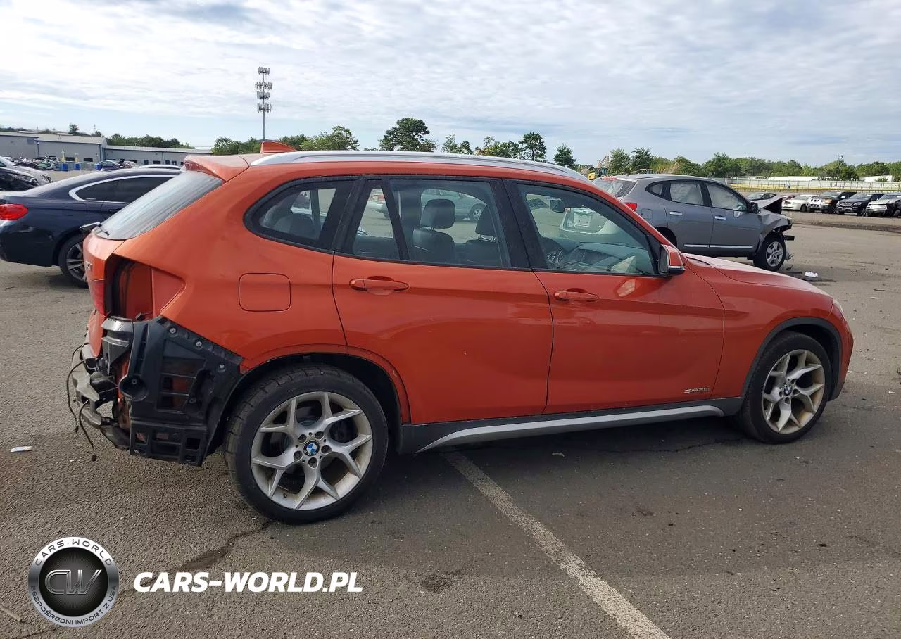 2014 BMW X1 Sdrive28I VIN:WBAVM1C51EVW55072 - 3