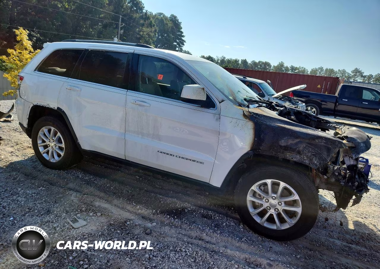 2014 Jeep Grand Cherokee Laredo VIN:1C4RJEAGXEC274471 - 4