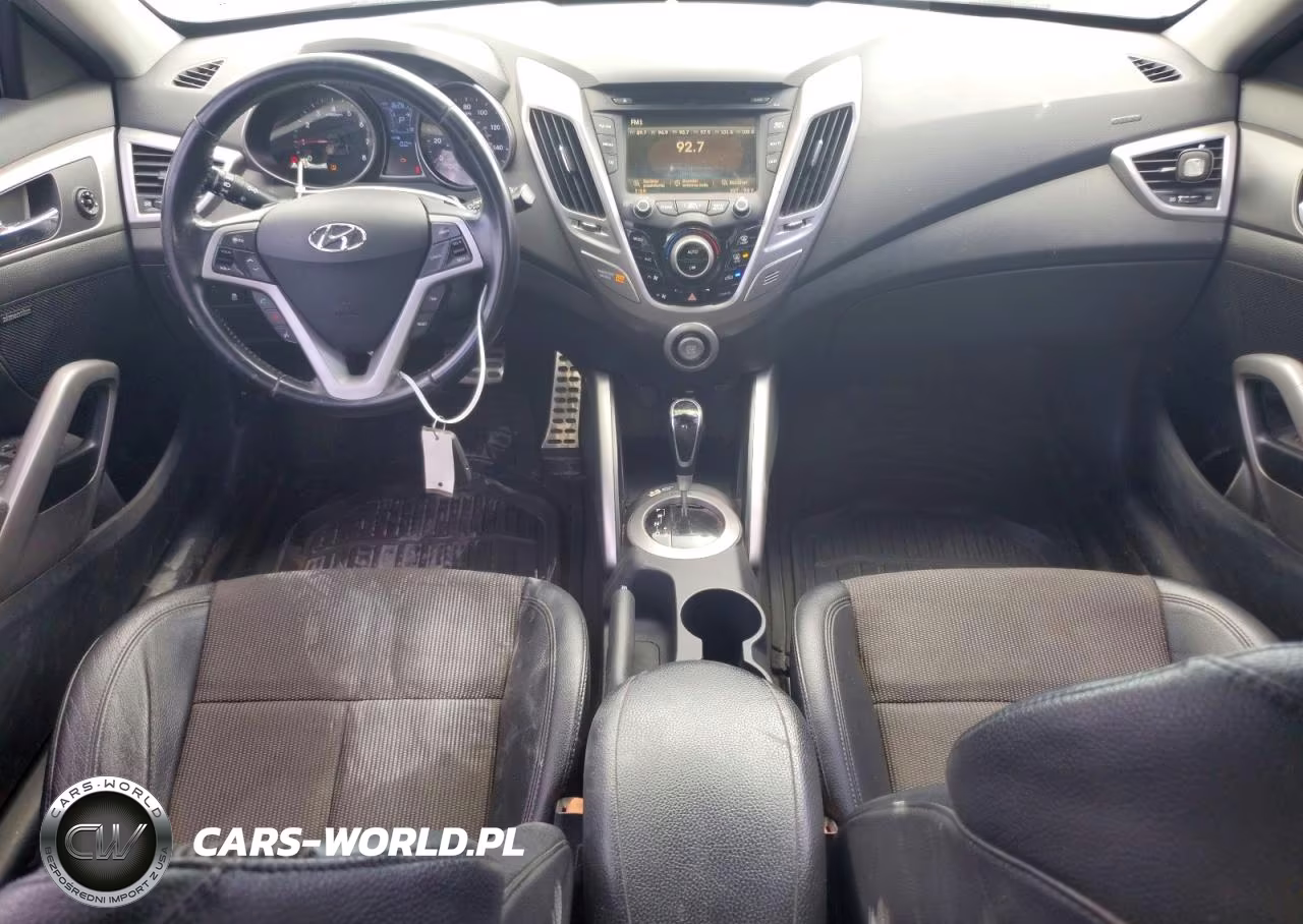 2015 Hyundai Veloster VIN:KMHTC6AD7FU232133 - 8