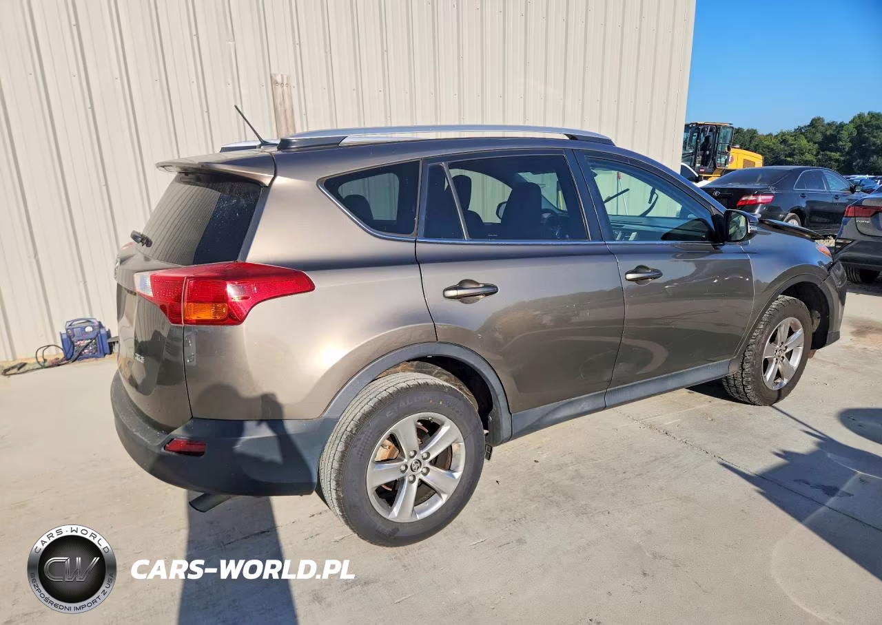 2015 Toyota Rav4 Xle VIN:JTMWFREV7FD071599 - 3
