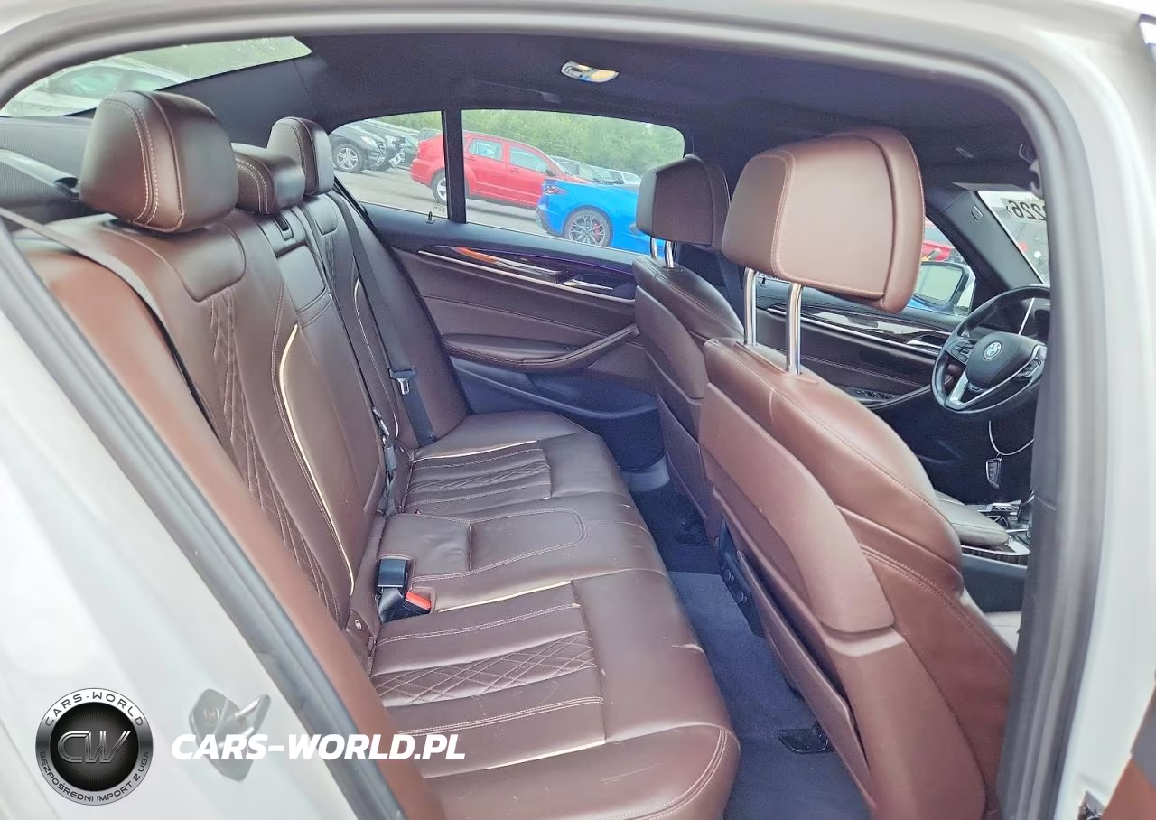 2017 BMW 530 Xi VIN:WBAJA7C35HG457905 - 10