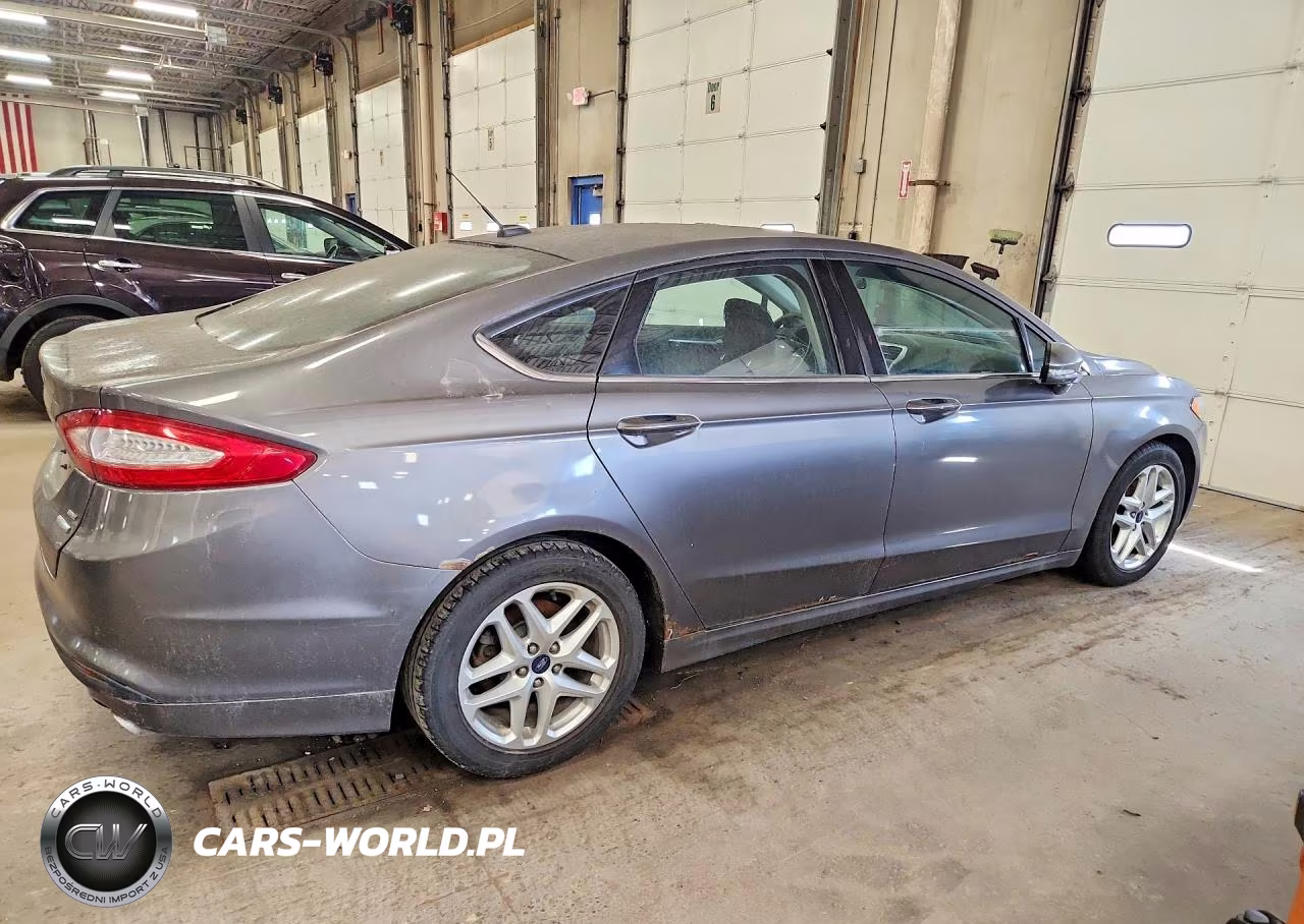 2013 Ford Fusion Se VIN:3FA6P0HR4DR247817 - 3