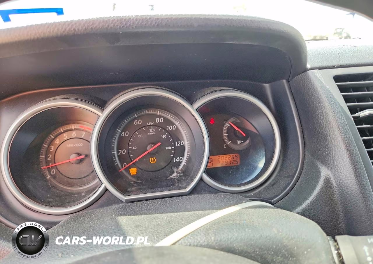 2010 Nissan Versa 1.8 S VIN:3N1BC1AP4AL418909 - 9