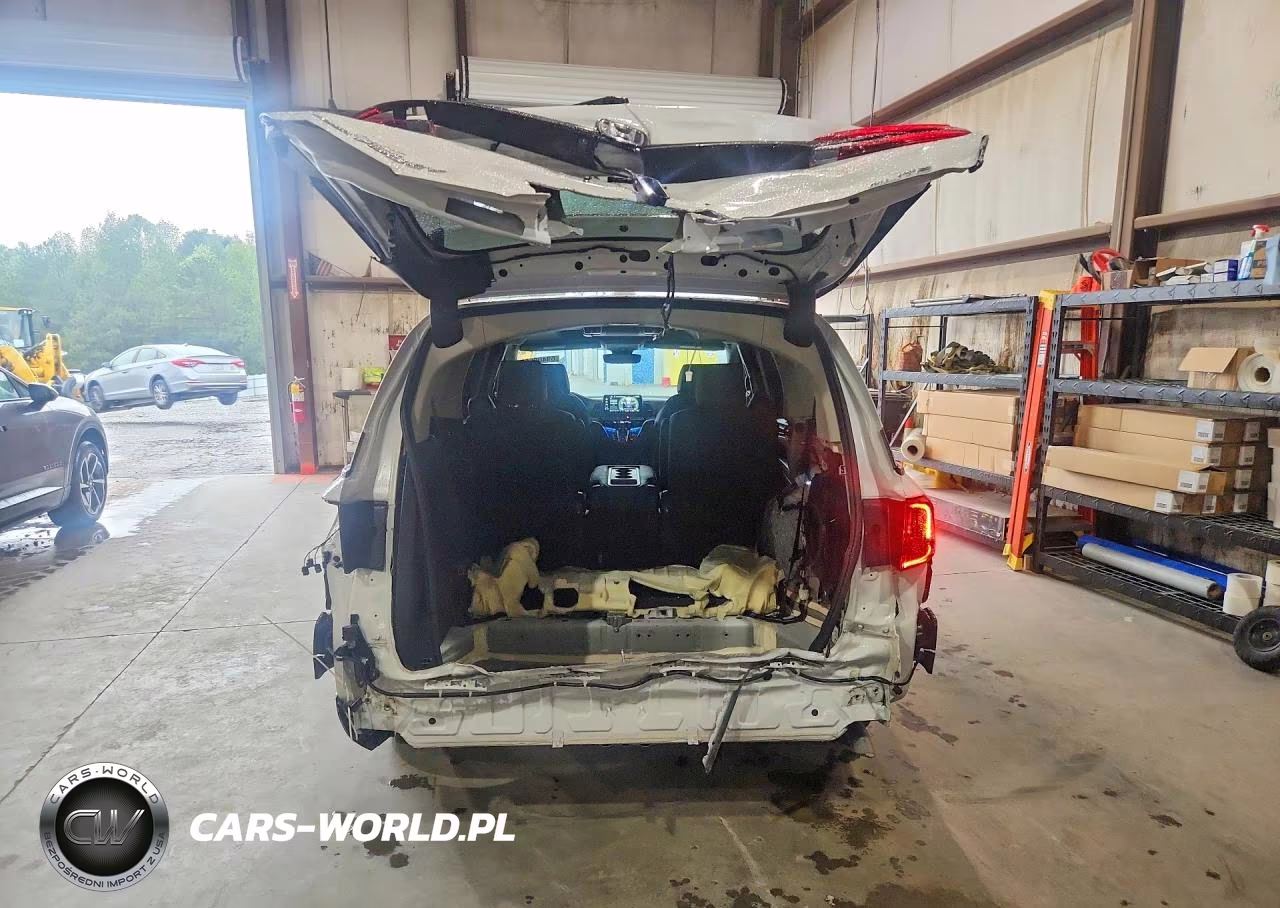 2026 Honda Odyssey Elite VIN:5FNRL6H97TB049979 - 6