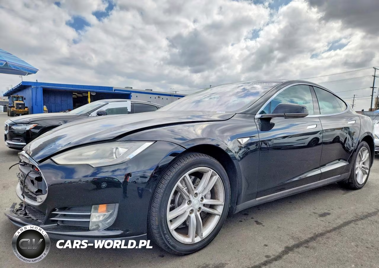 2013 Tesla Model S – zdjęcie 1 z 12