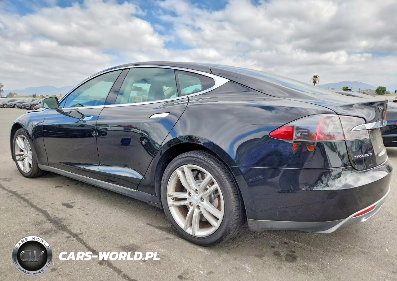 2013 Tesla Model S VIN:5YJSA1CN2DFP28025 - 2