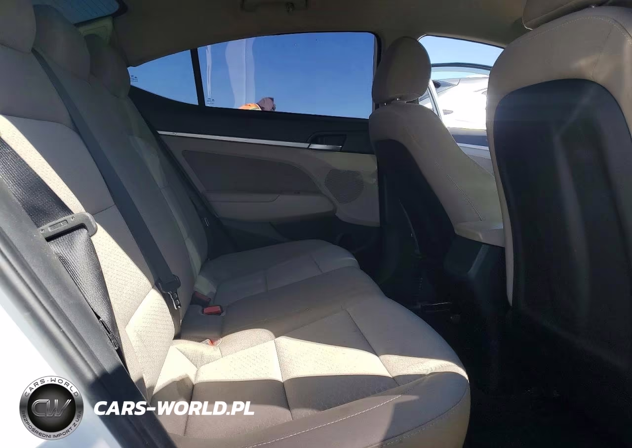 2019 Hyundai Elantra Sel VIN:5NPD84LF6KH444202 - 10