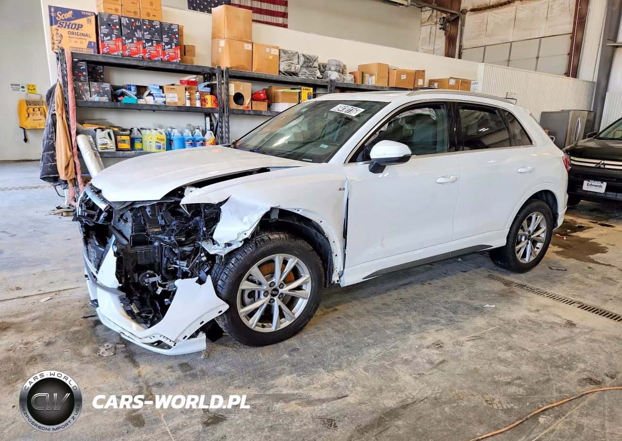 2025 Audi Q3 Premium S Line 45 VIN:WA1DECF37S1003233 - 1
