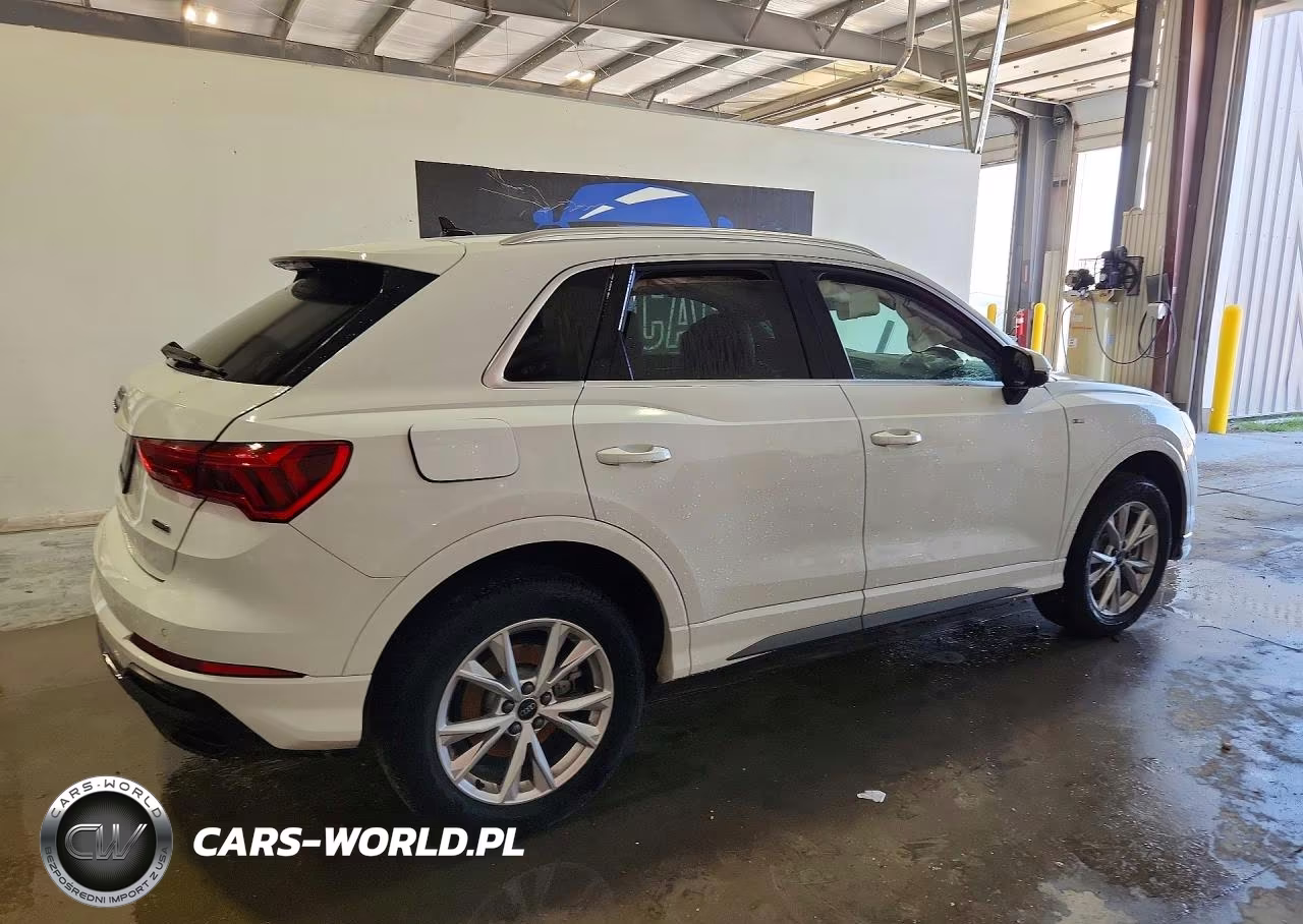 2025 Audi Q3 Premium S Line 45 VIN:WA1DECF37S1003233 - 3