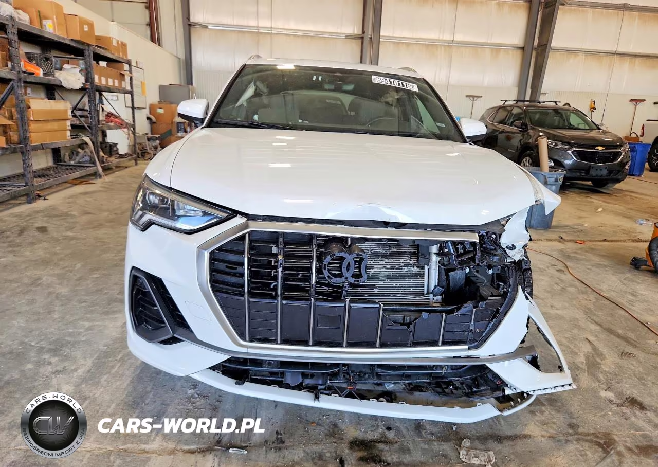 2025 Audi Q3 Premium S Line 45 VIN:WA1DECF37S1003233 - 5
