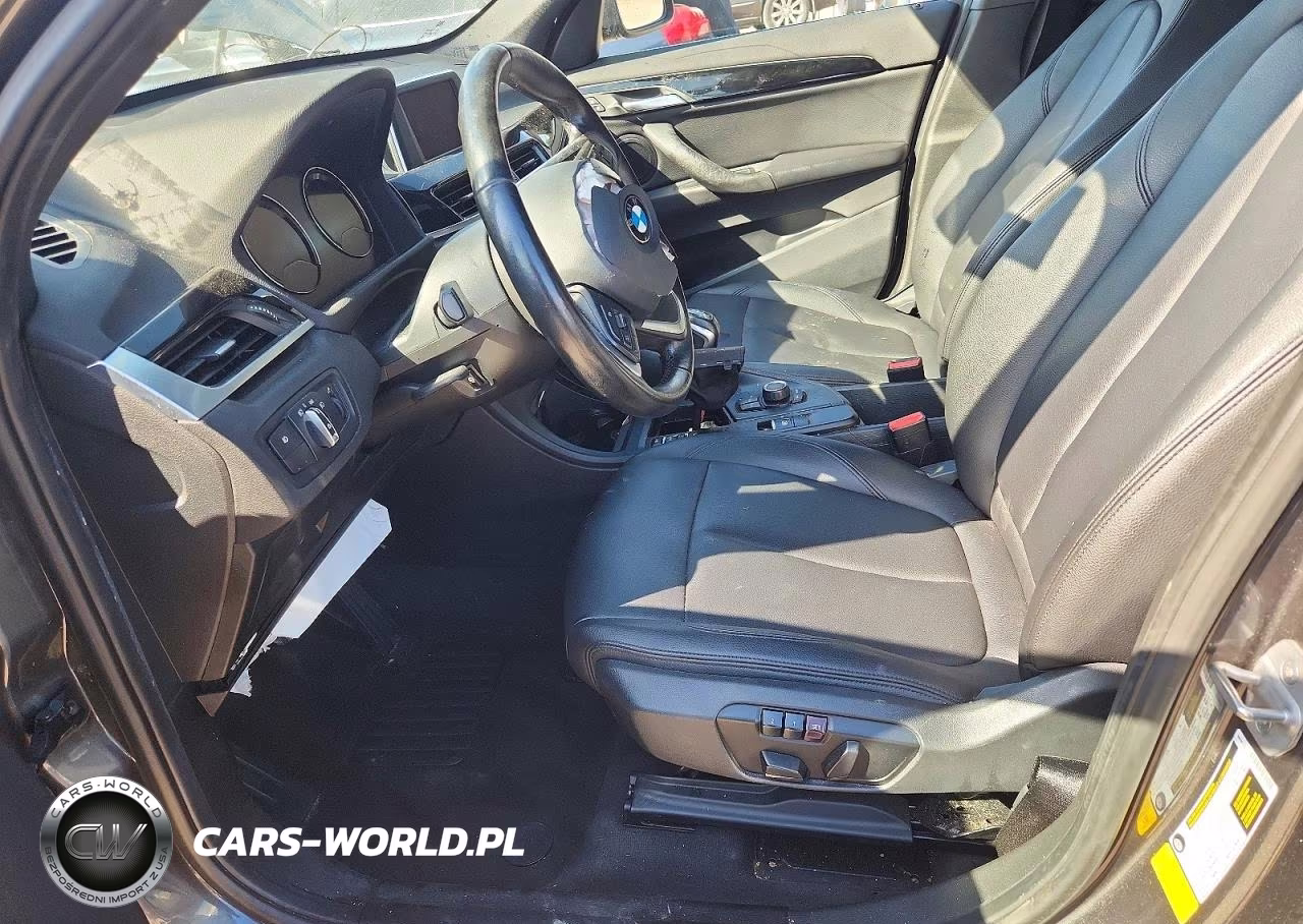 2018 BMW X1 Sdrive28I VIN:WBXHU7C3XJ3H43163 - 7