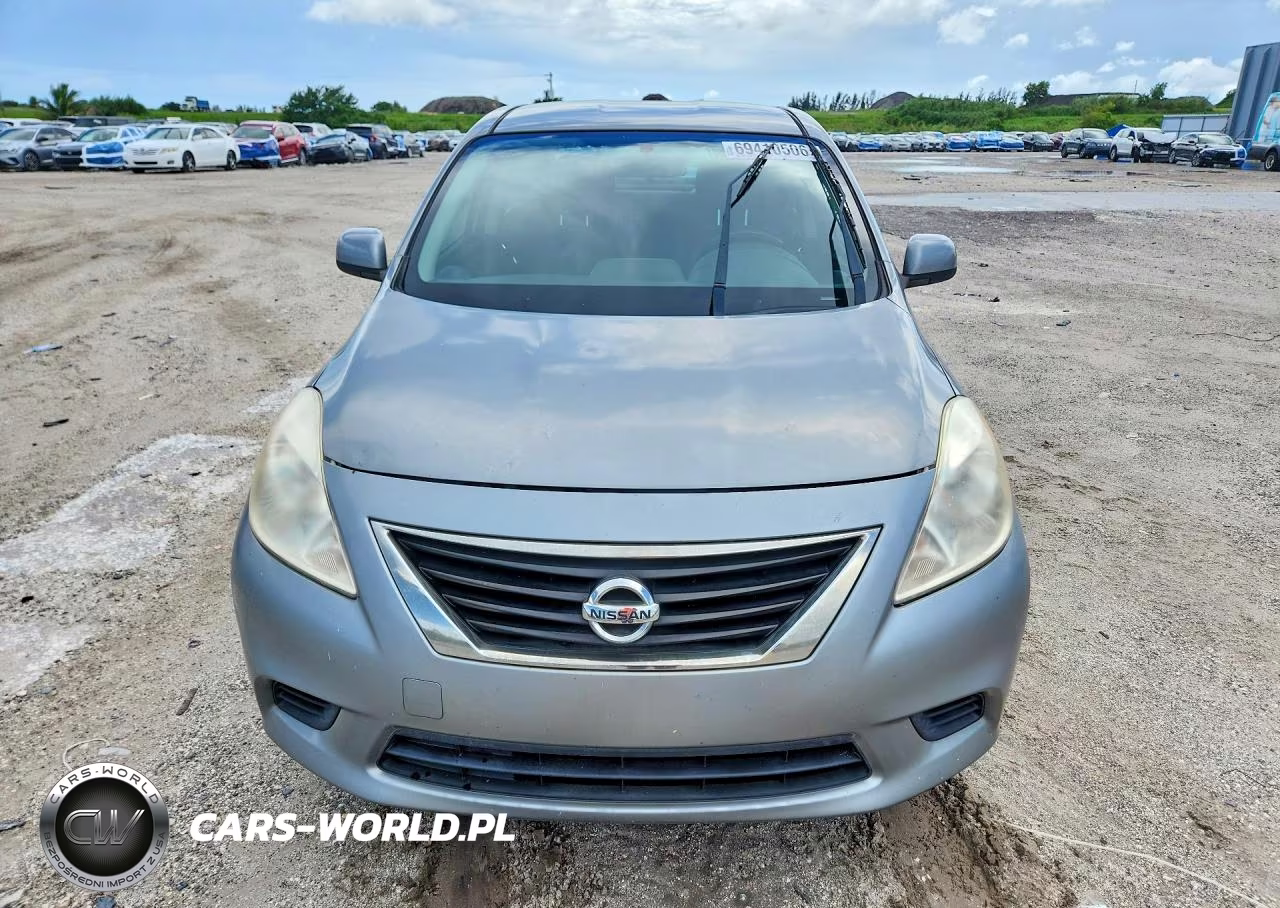 2013 Nissan Versa 1.6 S VIN:3N1CN7AP8DL886177 - 5