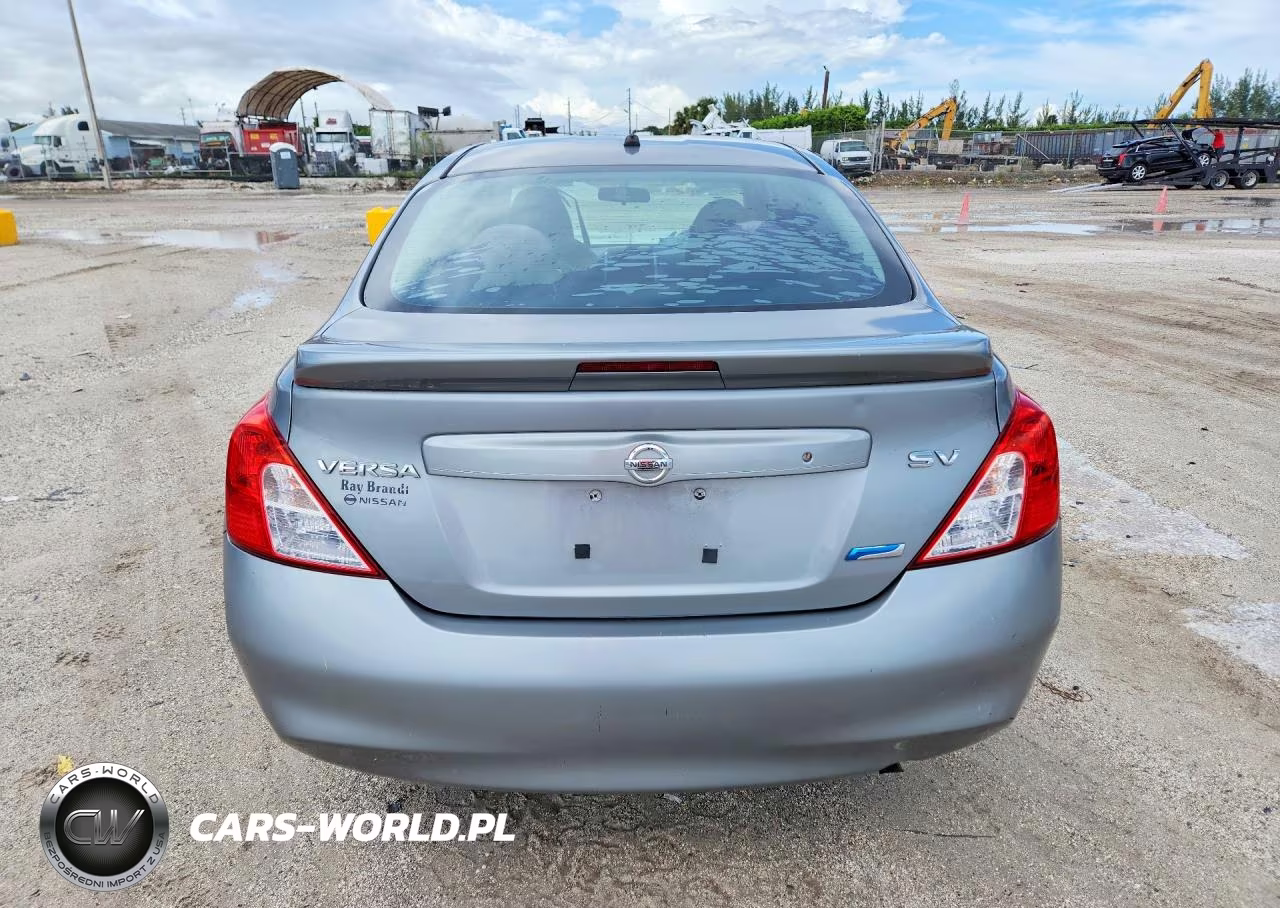 2013 Nissan Versa 1.6 S VIN:3N1CN7AP8DL886177 - 6