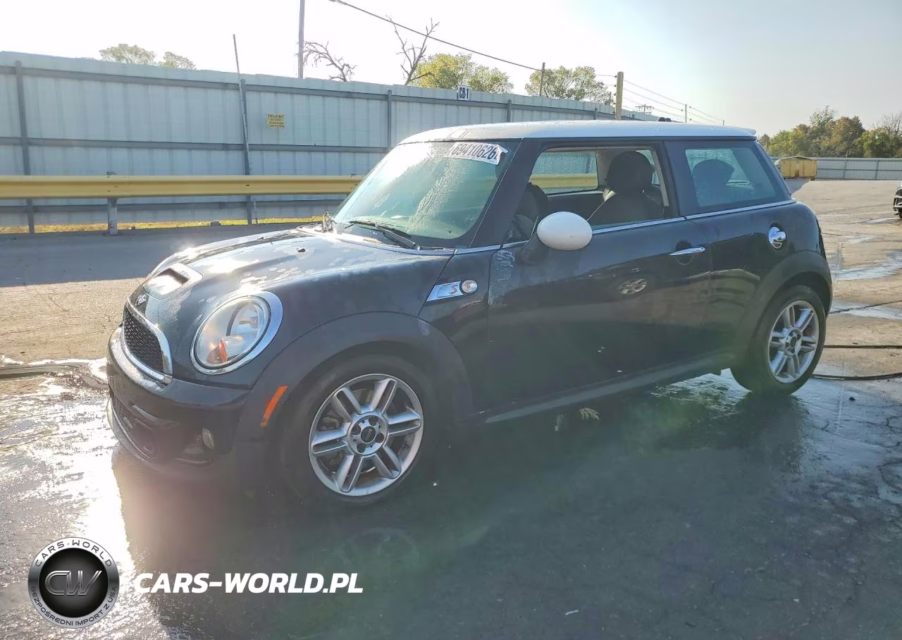 2011 Mini Cooper S VIN:WMWSV3C5XBTY13928 - 1