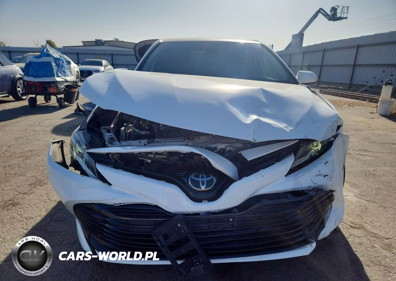 2020 Toyota Camry Le VIN:4T1C11AK5LU922790 - 5