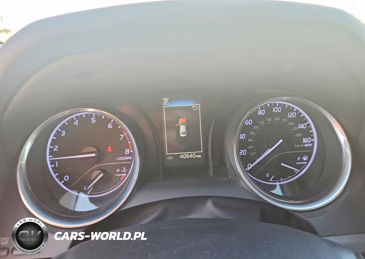 2020 Toyota Camry Le VIN:4T1C11AK5LU922790 - 9