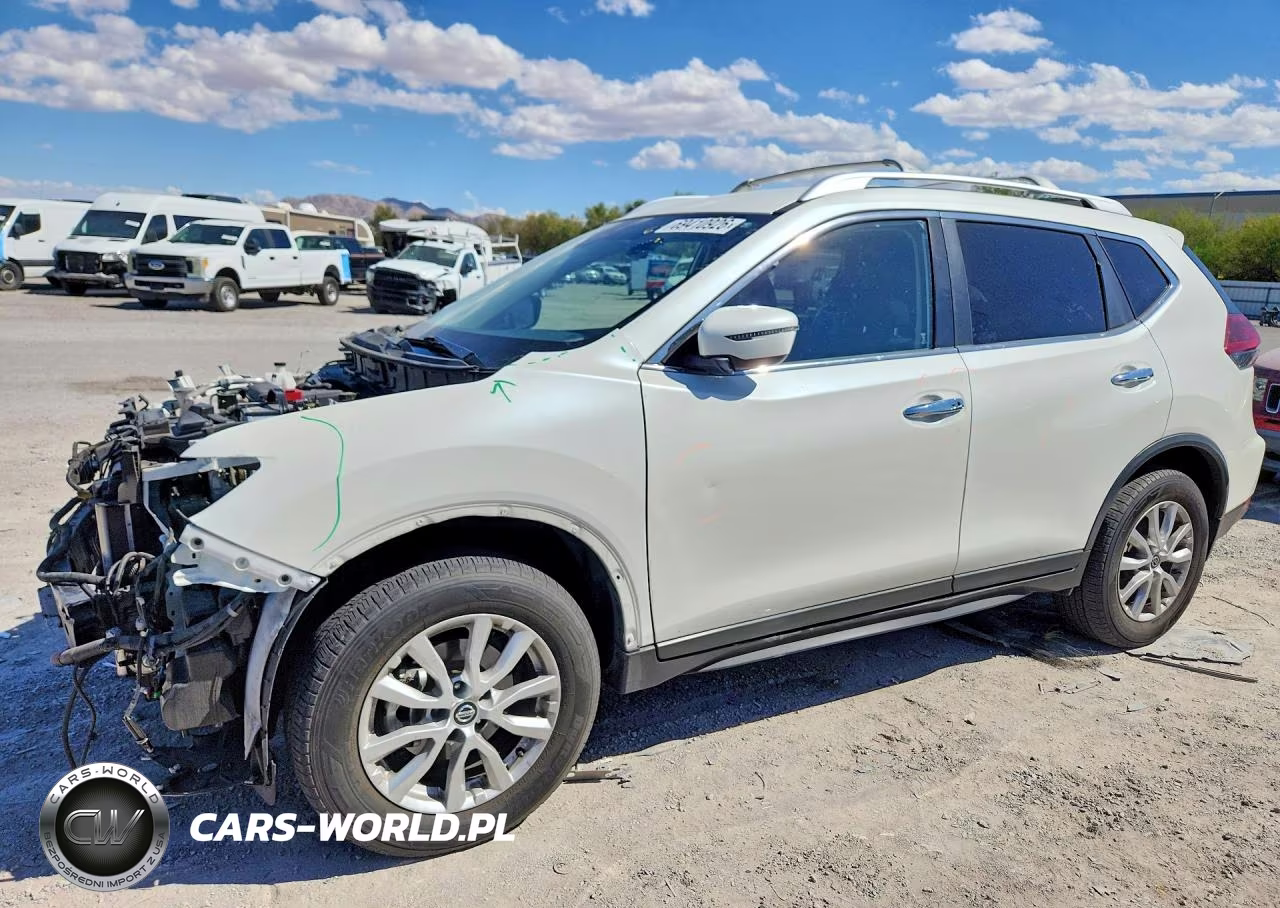 2020 Nissan Rogue Sv