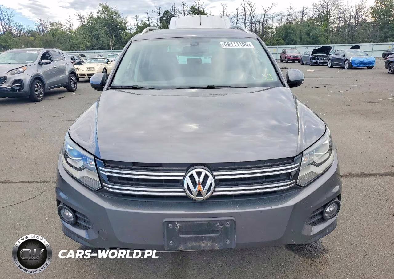 2016 Volkswagen Tiguan S VIN:WVGBV7AXXGW570864 - 5