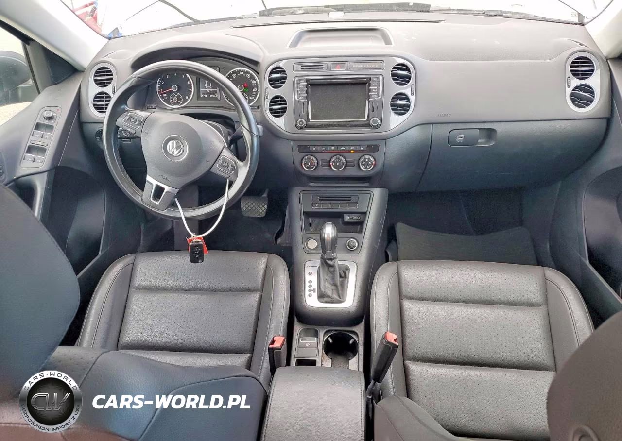 2016 Volkswagen Tiguan S VIN:WVGBV7AXXGW570864 - 8