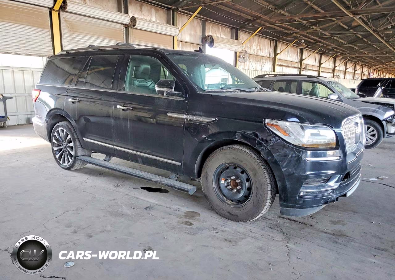 2018 Lincoln Navigator Select VIN:5LMJJ2HT1JEL04723 - 4