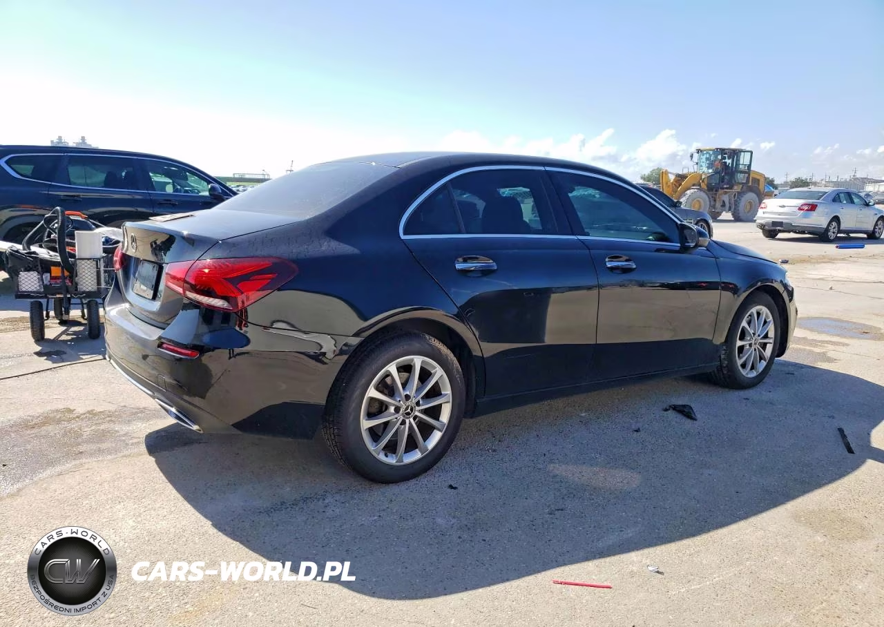 2021 Mercedes-Benz A 220 VIN:W1K3G4EB0MJ267073 - 3
