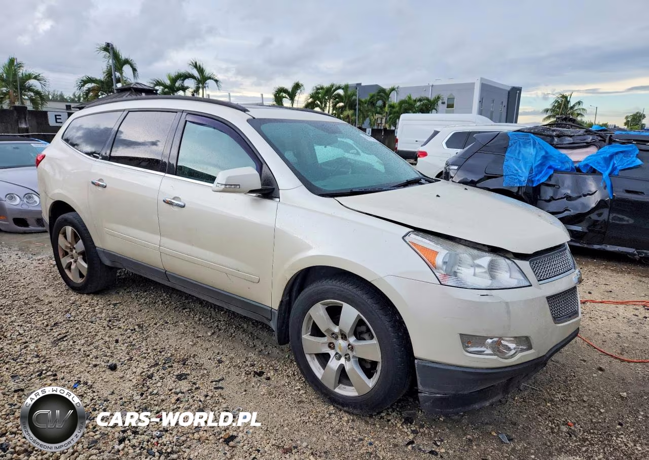 2012 Chevrolet Traverse Lt VIN:1GNKRGED0CJ143328 - 4