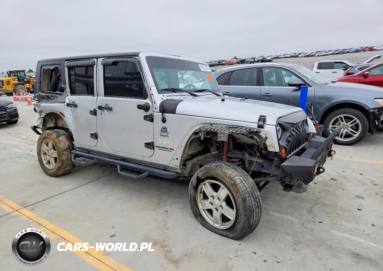 2007 Jeep Wrangler Sahara VIN:1J4GA59167L114124 - 4